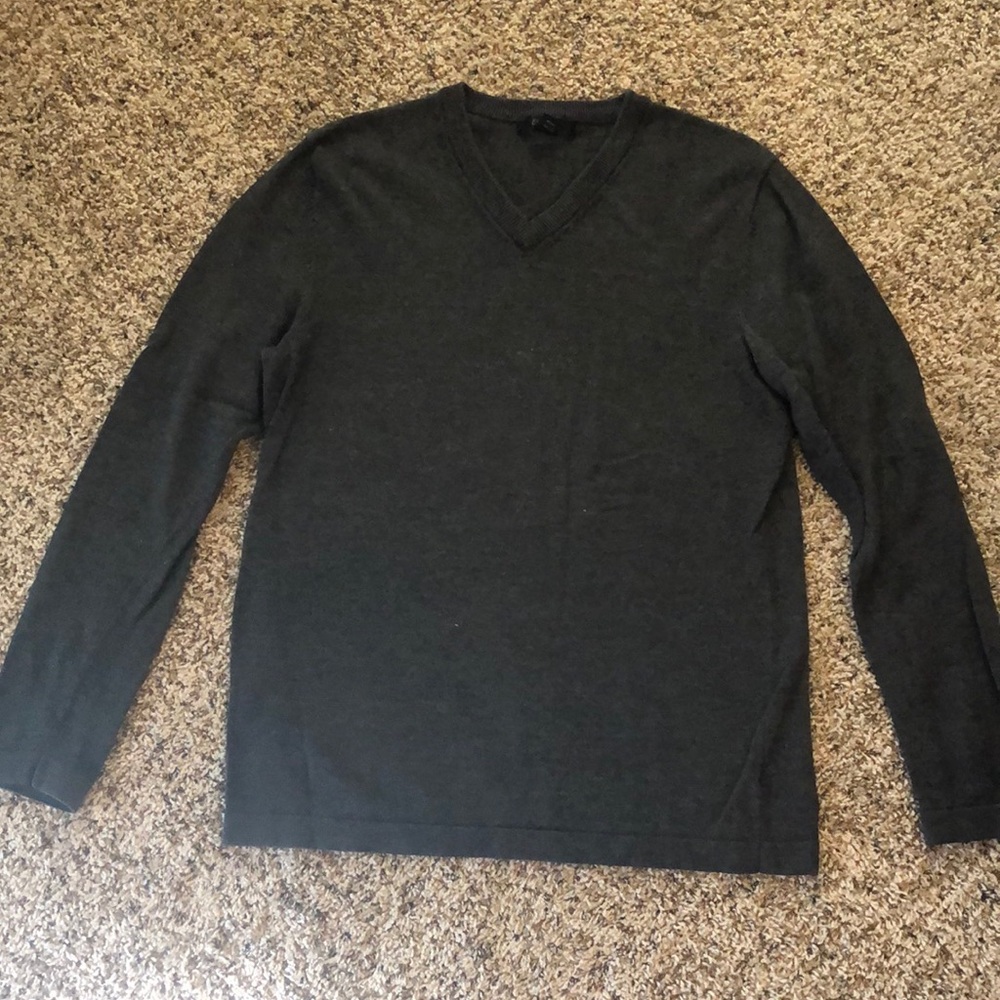 Soft gray men’s v neck sweater cotton modal long sleeve size small